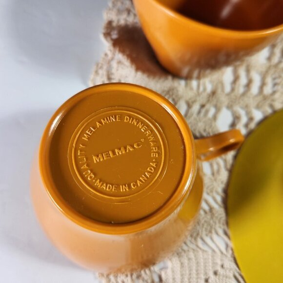 Vintage Melmac Dinnerware & Rainboware Lot of 10 Various Colours Made in Canada - Picture 6 of 11